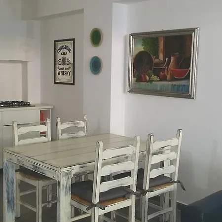 Mondello Home Hostel Hostel